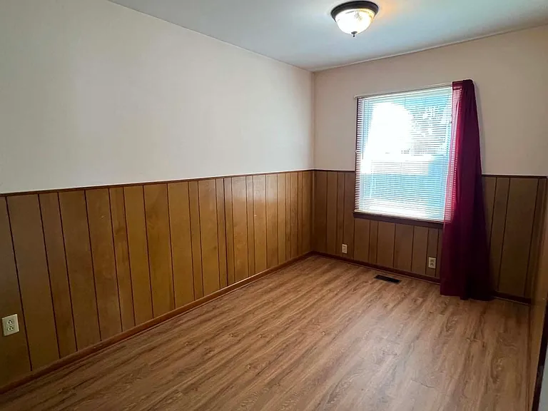 222 Mound St — Photo 7