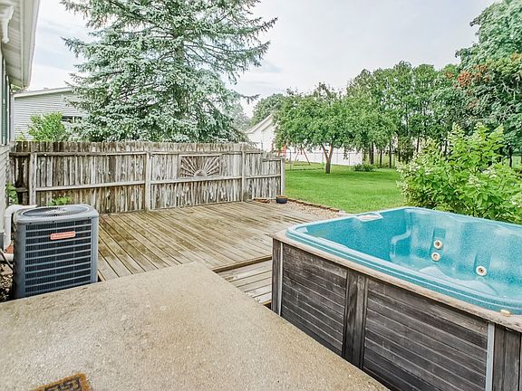 4th image of 53086 Tulain St