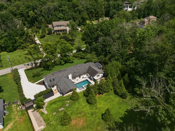 5340 Forest Acres Dr, Nashville, TN 37220