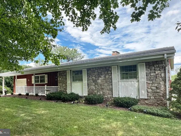 7321 Parkview Dr, Frederick, MD 21702