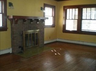 105 S Harrison Ave, Stanford, IL 61774