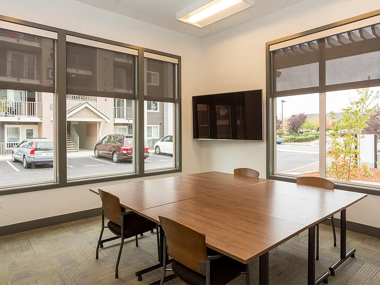Gateway Apartments — Photo 6