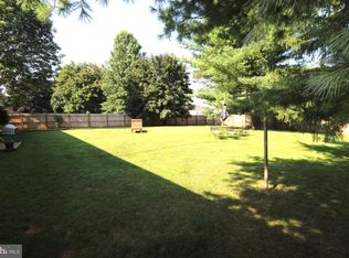 308 N Red Hill Rd, Martinsburg, WV 25401