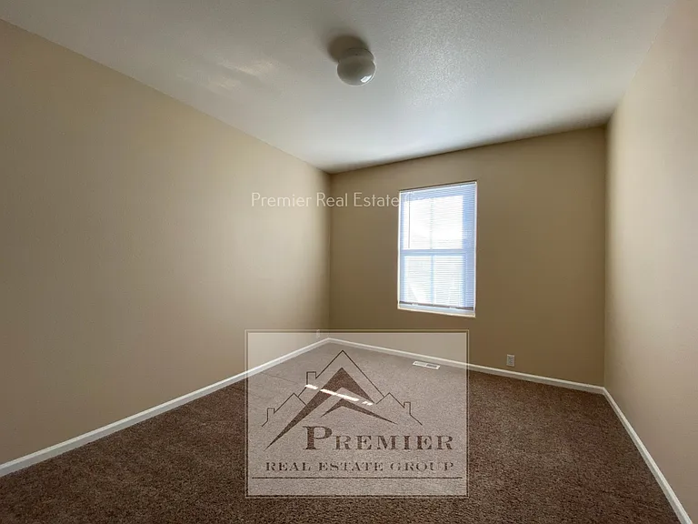 2790 Tumblewood Grv #1 — Photo 12