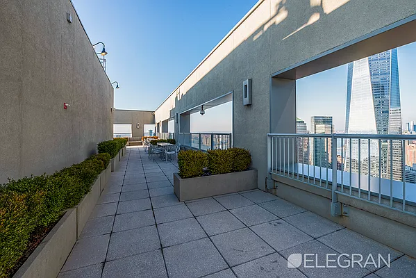 Rented by (Legacy) Elegran | media 10