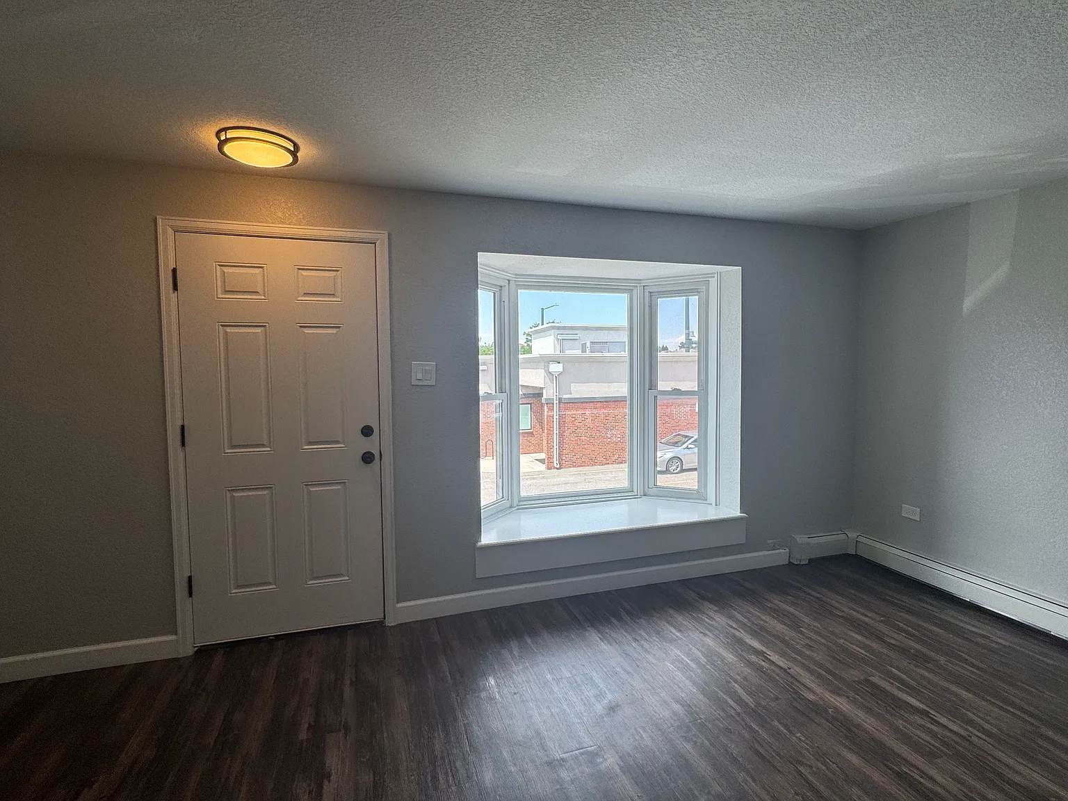 1285 Colorado Blvd — Photo 4