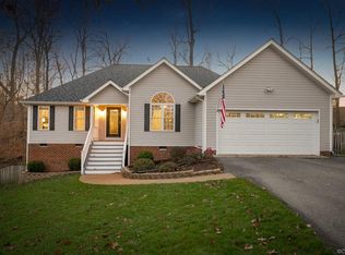 11713 Westbury Bluff Dr, Midlothian, VA 23114