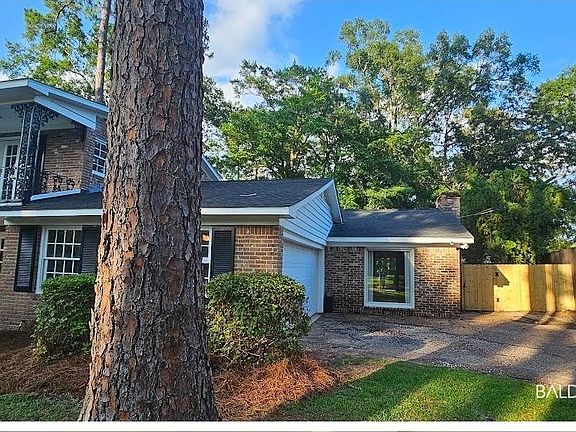 2nd image of 159 Conway Dr W