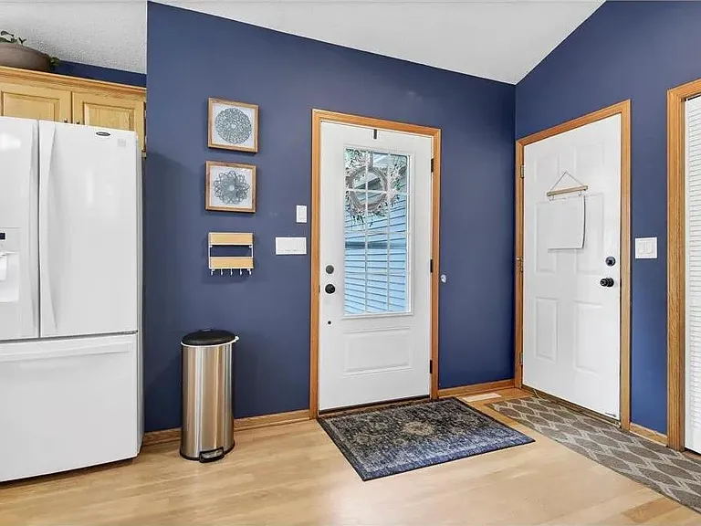 810 Allisons Mead — Photo 3