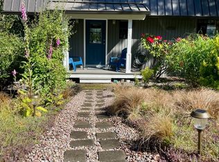 3642 Orcas Dr, Clinton, WA 98236