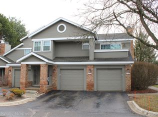 6651 Hearthside Ct #1, West Bloomfield, MI
