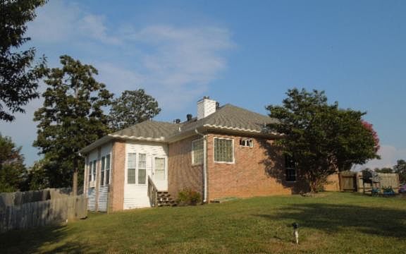 3rd image of 111 Benwood Pl