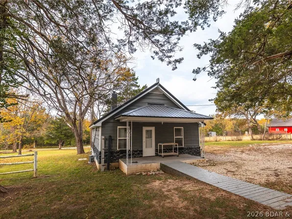 47 Hittridge Rd, Eldon, MO 65026