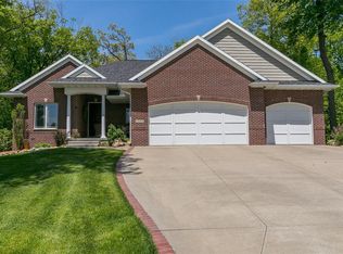 4202 Windfall Dr NW, Cedar Rapids, IA 52405