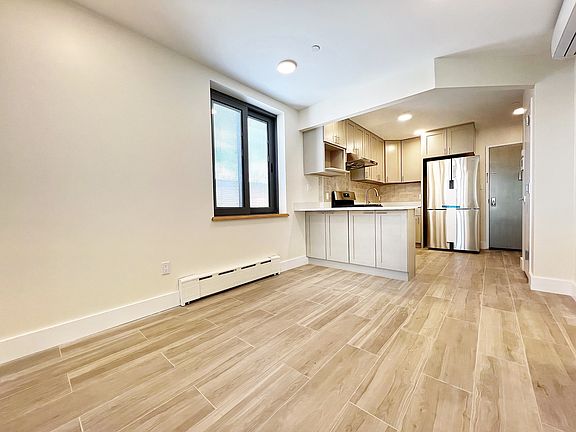 3rd image of 217 Bay 49 St #3B