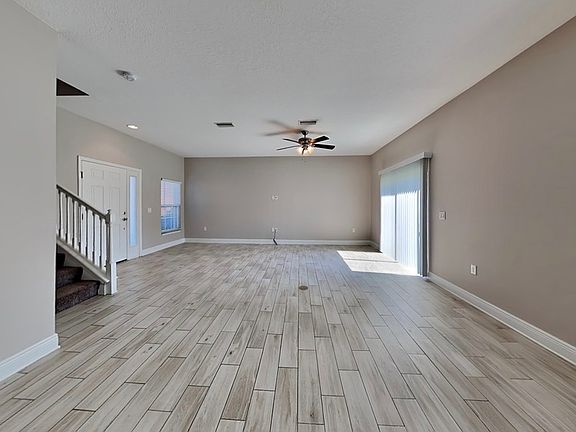 2nd image of 1333 Salisbury Dr