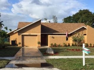 1403 S Cormorant Rd, Delray Beach, FL 33444