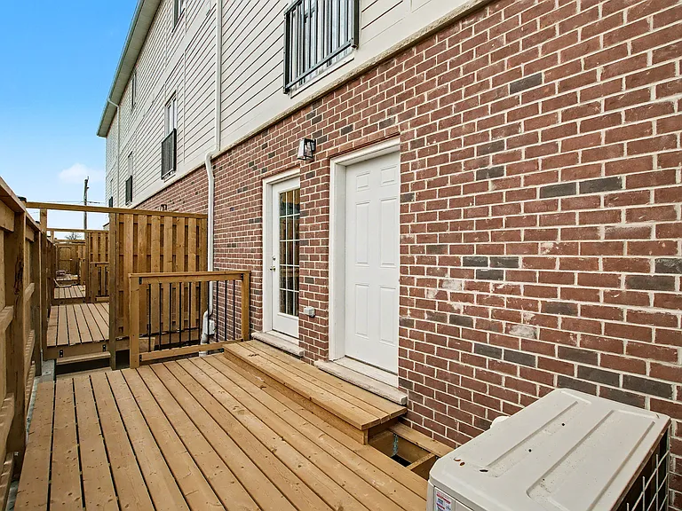 172 Kehl St #1 — Photo 10