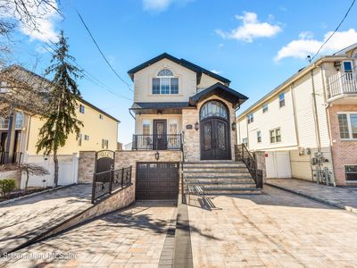 74 Pitney Ave, Staten Island, NY, 10309