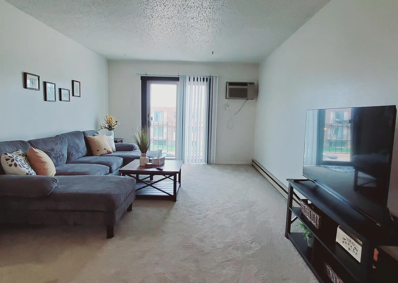 2 bed, 850 sqft, $1,750 — Photo 4