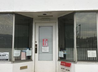 2002 Kemble Ave, South Bend, IN 46613