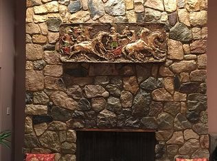 4242 Cherry Lane Church Rd, Henryville, PA 18332