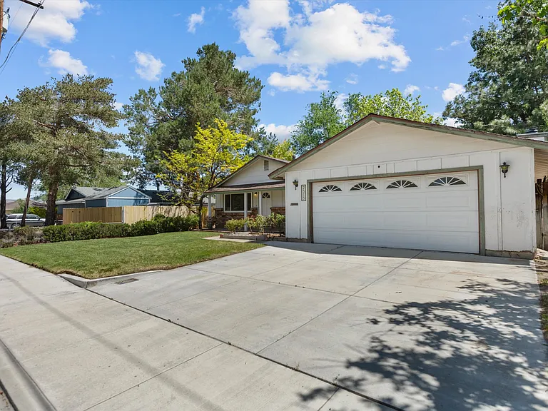 2513 Silver Sage Dr — Photo 15