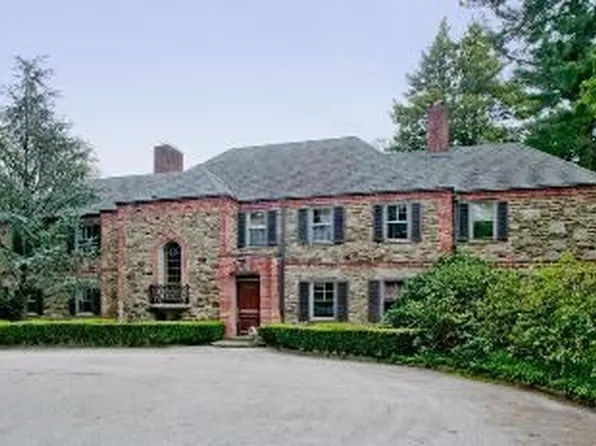 620 Spring Mill Rd, Villanova, PA 19085