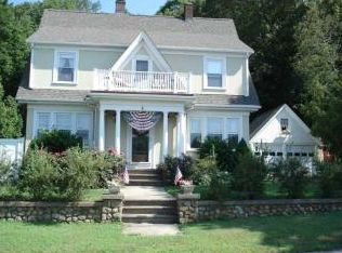 8 Mountain Ave, Westerly, RI 02891