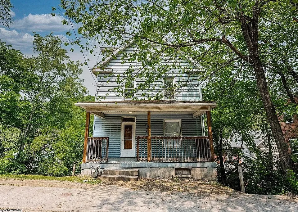 565 Brockway Ave #A