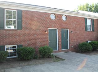320 Lakeview Dr, Nicholasville, KY 40356