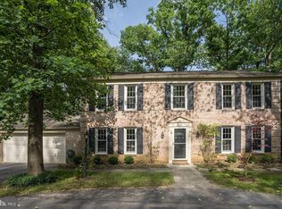 9219 Fernwood Rd, Bethesda, MD 20817