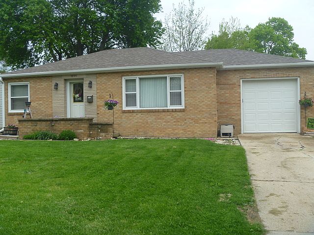 1st image of 1544 Saint Vincents Ave