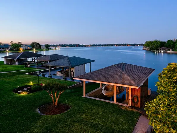 53 Waters Edge St, Montgomery, TX 77356