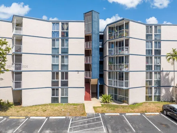 6995 NW 186th St APT E509, Hialeah, FL 33015