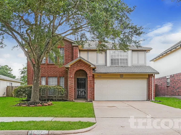 7310 Gettysburg Dr — Photo 1