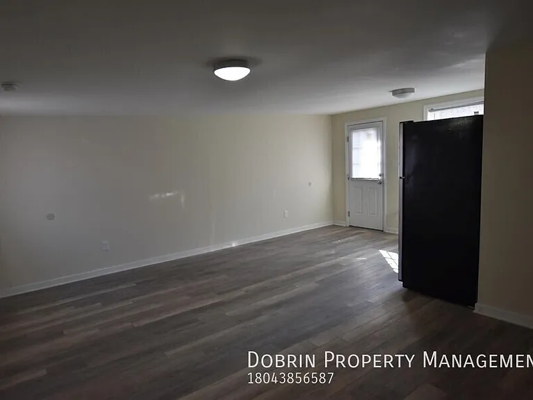 316 W Marshall St — Photo 18
