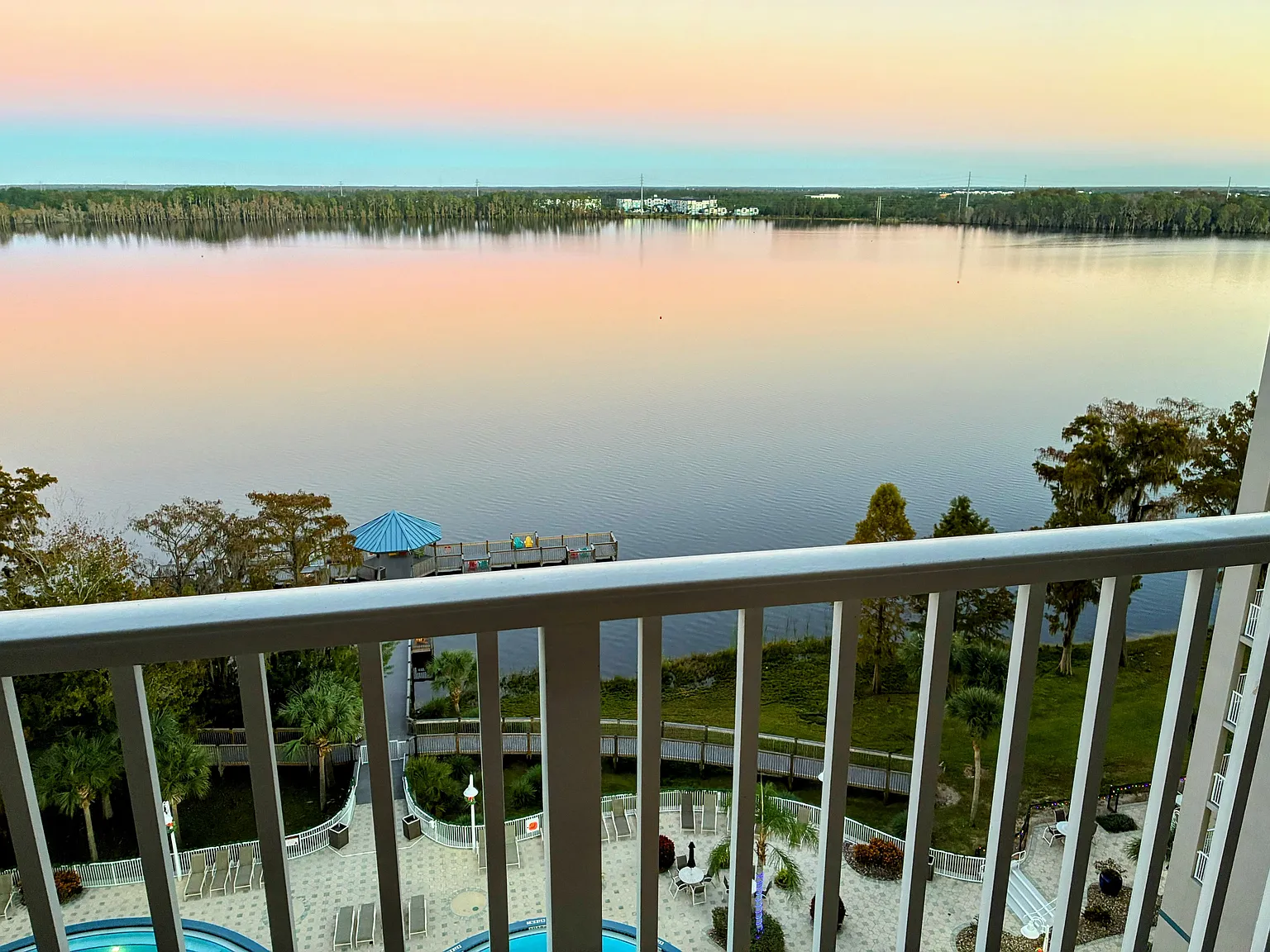 13415 Blue Heron Beach Dr — Photo 4