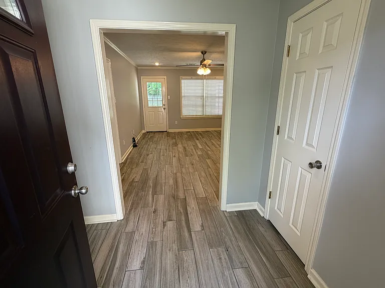 21 Weatherwood Dr — Photo 4