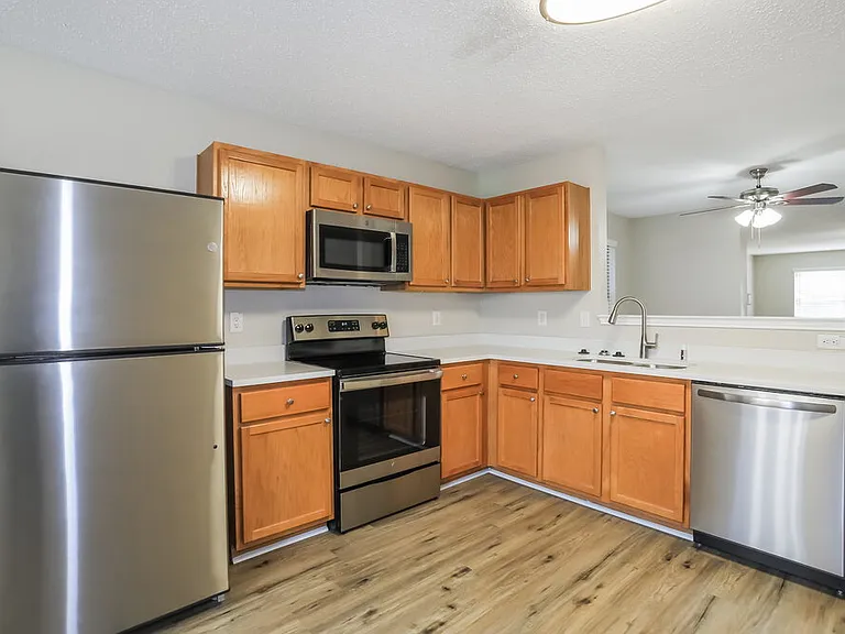 5209 Royal Burgess Dr — Photo 8