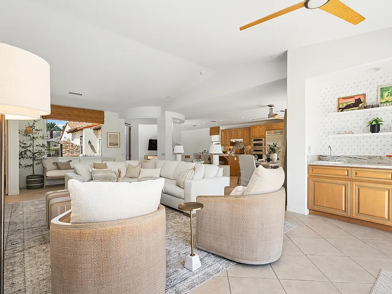 56378 Palms Dr — Photo 30