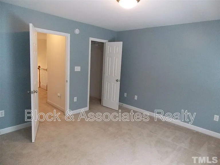 5523 Cottonrose Ln — Photo 12