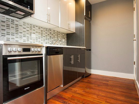 4th image of 804 Jefferson Ave APT 3E