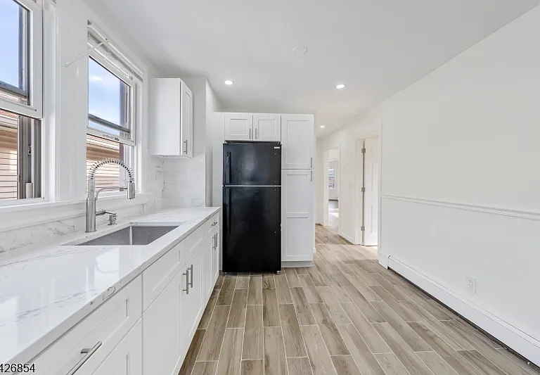 27 Monsignor Owens Pl #2 — Photo 9