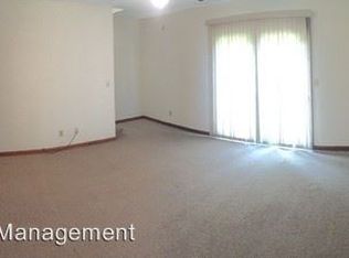 5844 E Pea Ridge Rd APT 8, Huntington, WV 25705