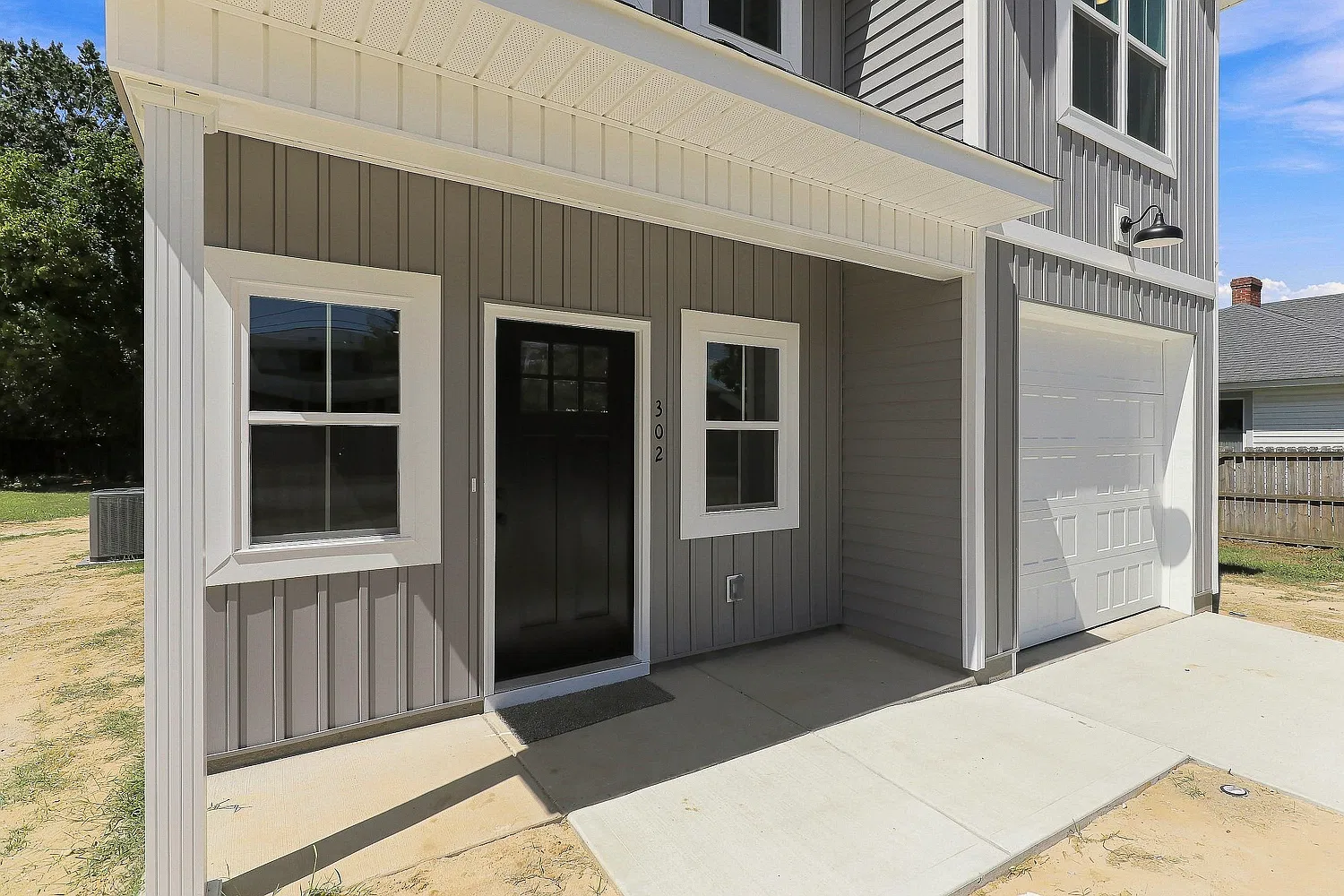 3 bed, 2.5 bath, 1784 sqft, $2,000 — Photo 2