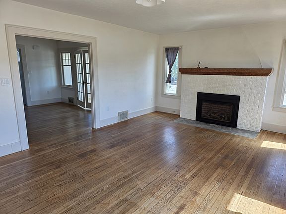 4th image of 1104 9th St