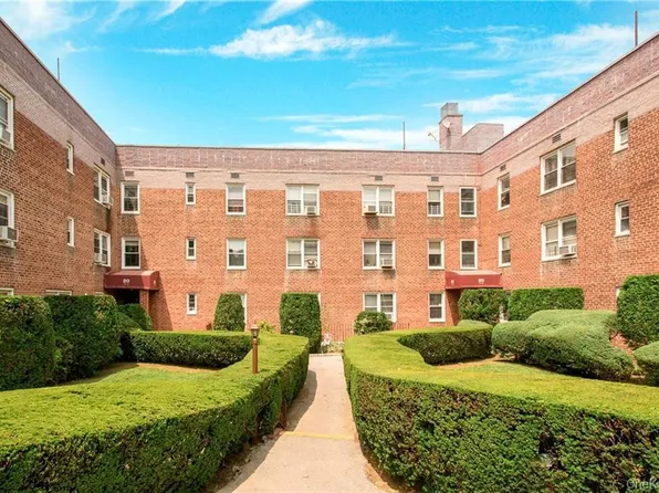 10 DAVENPORT Avenue #1N, New Rochelle, NY 10801