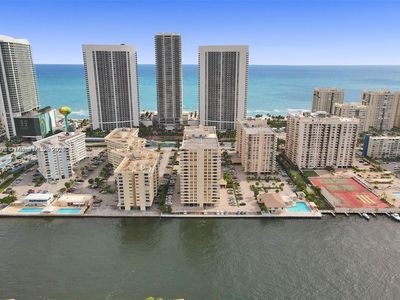 1833 S Ocean Dr APT 803, Hallandale Beach, FL, 33009
