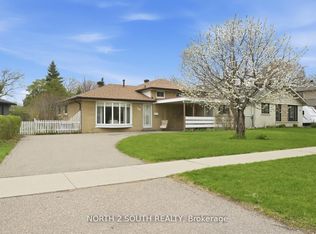 24 Vanderbrent Cres, Toronto, ON M9R3W8